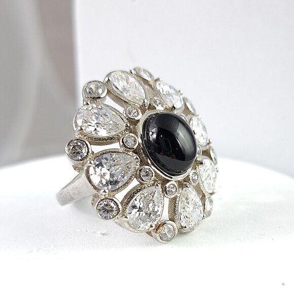 Hespera Ring - Picture 2 of 3